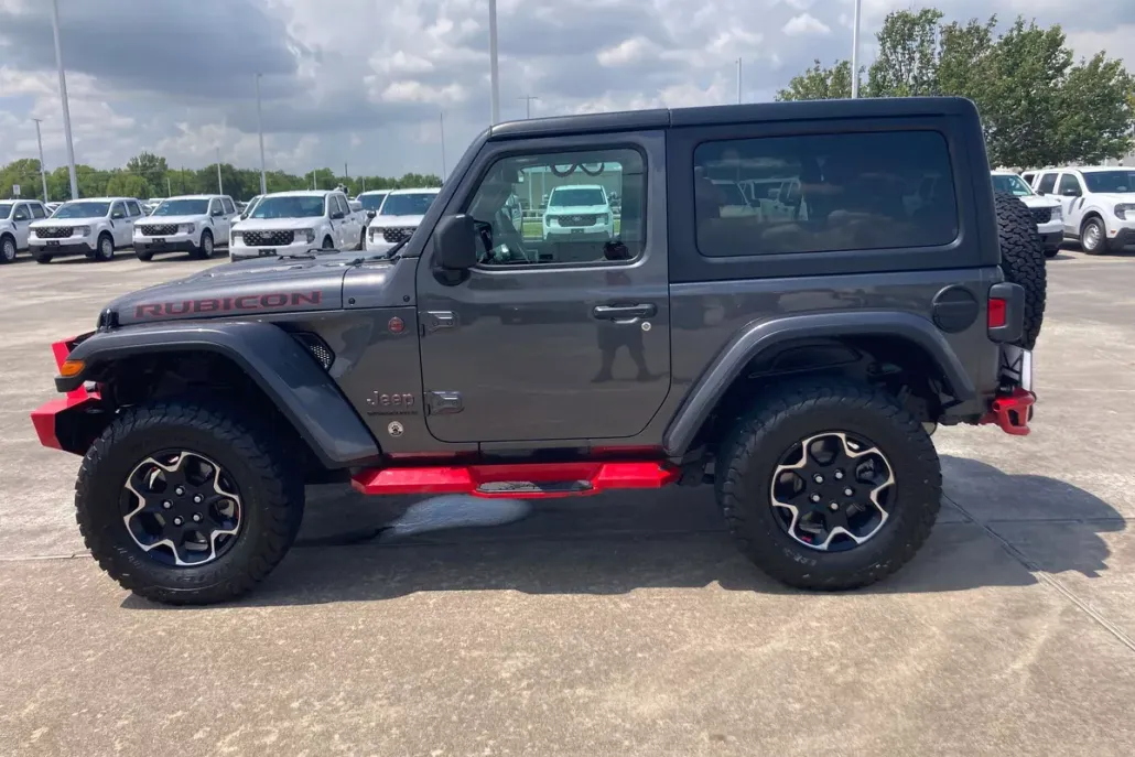 2023 Jeep Wrangler Rubicon photo 1