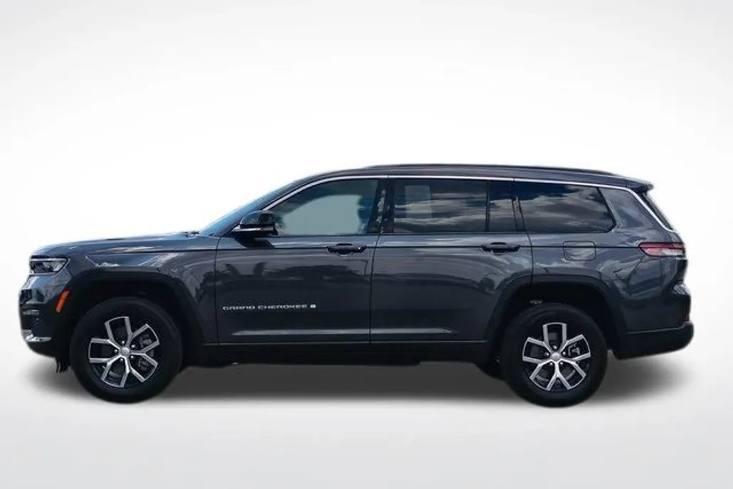 2025 Jeep Grand Cherokee Limited photo 1