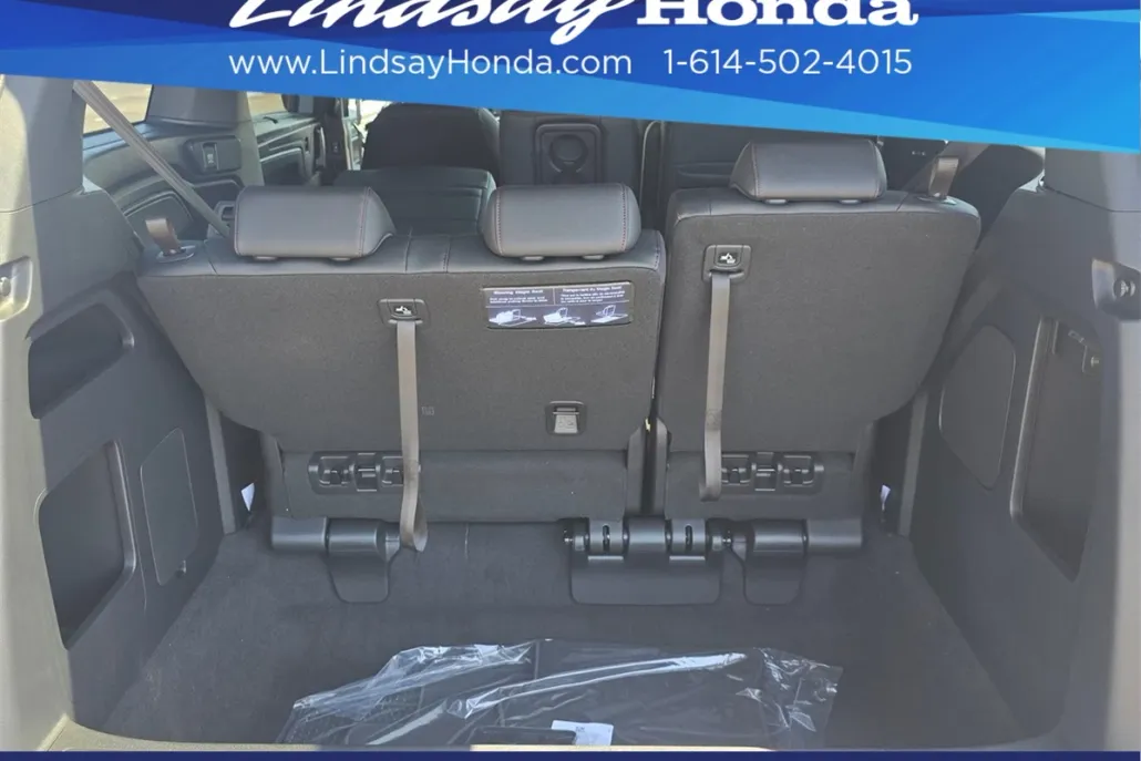 2026 Honda Odyssey photo 1