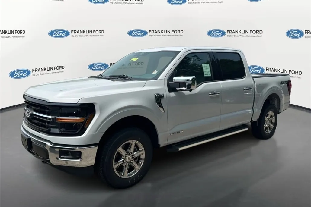 2025 Ford F-150 XLT photo 1