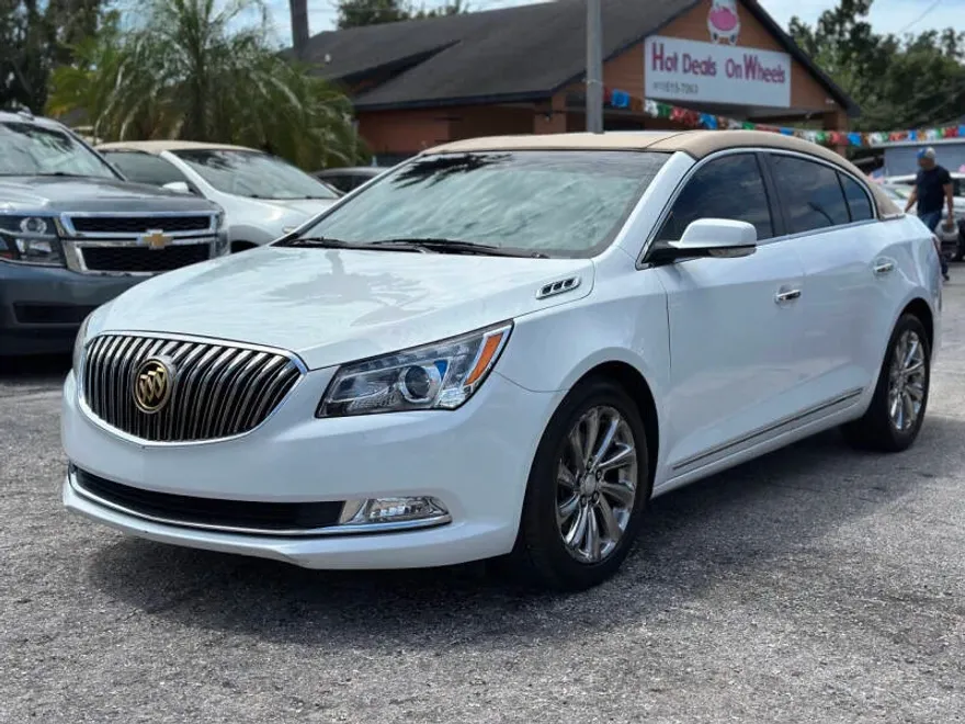 2016 Buick LaCrosse Sport Touring photo 1