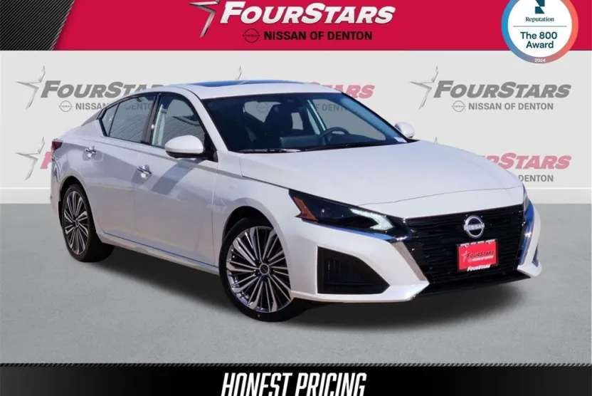 2025 Nissan Altima 2.5 SL photo 1