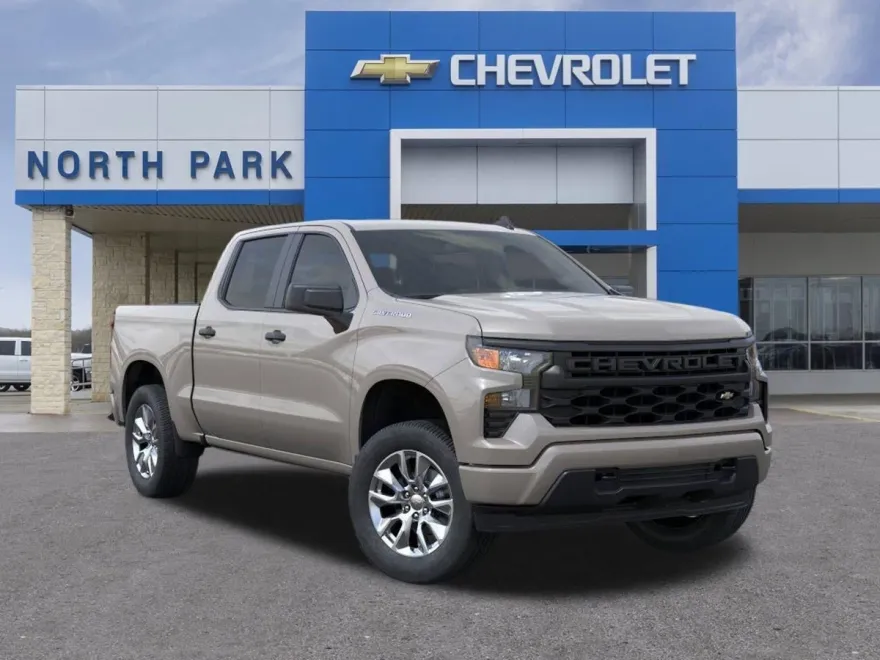 2026 Chevrolet Silverado 1500 Custom photo 1
