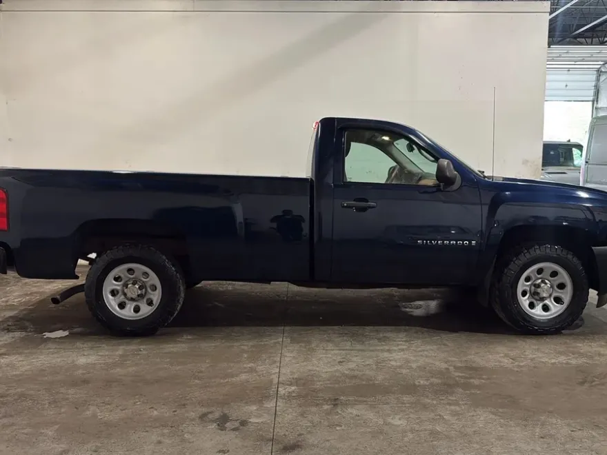 2009 Chevrolet Silverado 1500 Work Truck photo 1