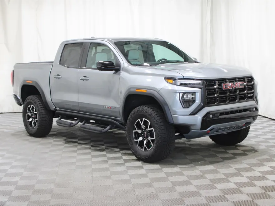 2024 Gmc Canyon AT4X photo 1