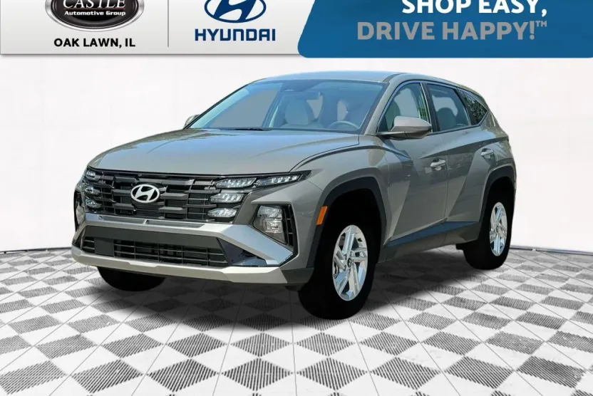 2025 Hyundai Tucson SE photo 1