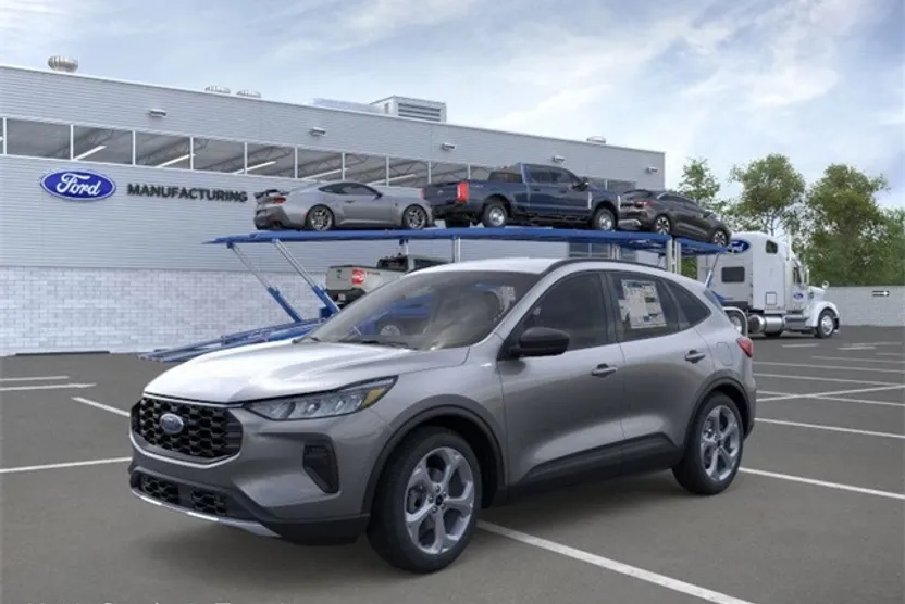 2026 Ford Escape ST-Line photo 1