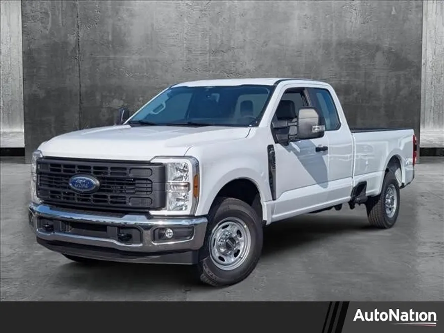 2025 Ford F-250 XL photo 1