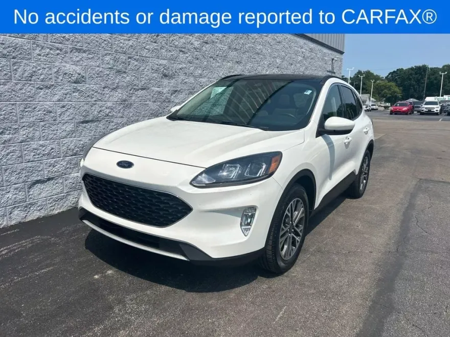2020 Ford Escape SEL photo 1