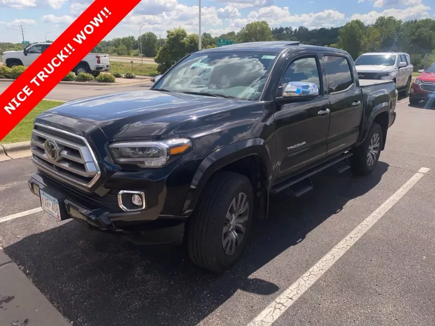 2023 Toyota Tacoma Limited photo 1