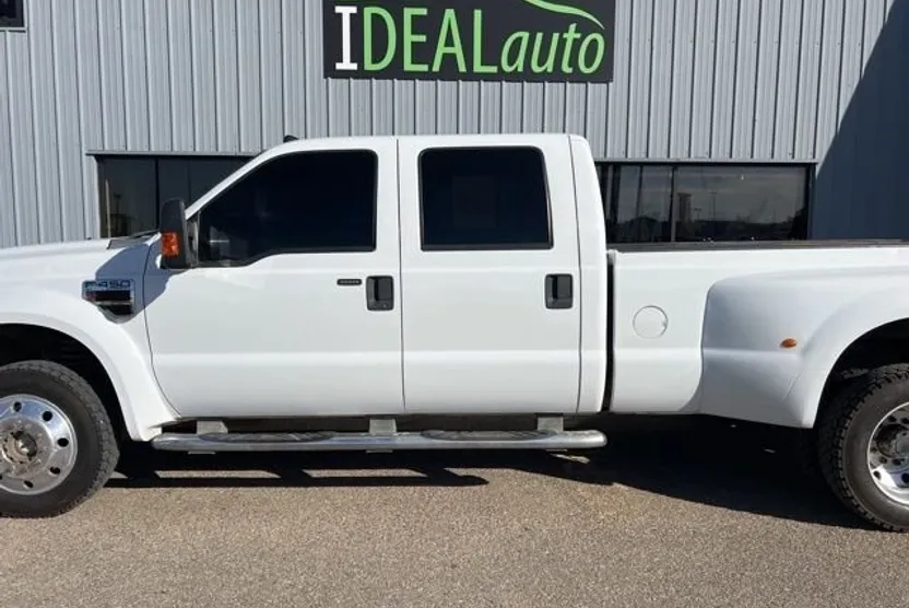 2008 Ford F-450 photo 1