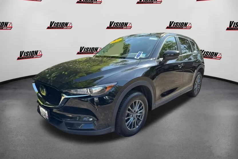 2019 Mazda CX-5 Touring photo 1