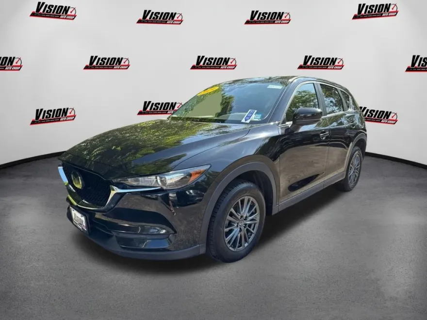 2019 Mazda CX-5 Touring photo 1
