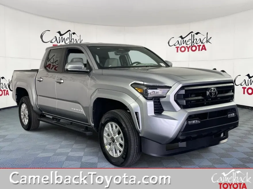 2025 Toyota Tacoma SR5 photo 1