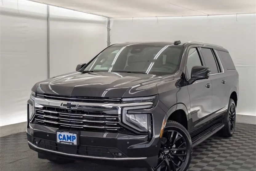 2025 Chevrolet Suburban Premier photo 1