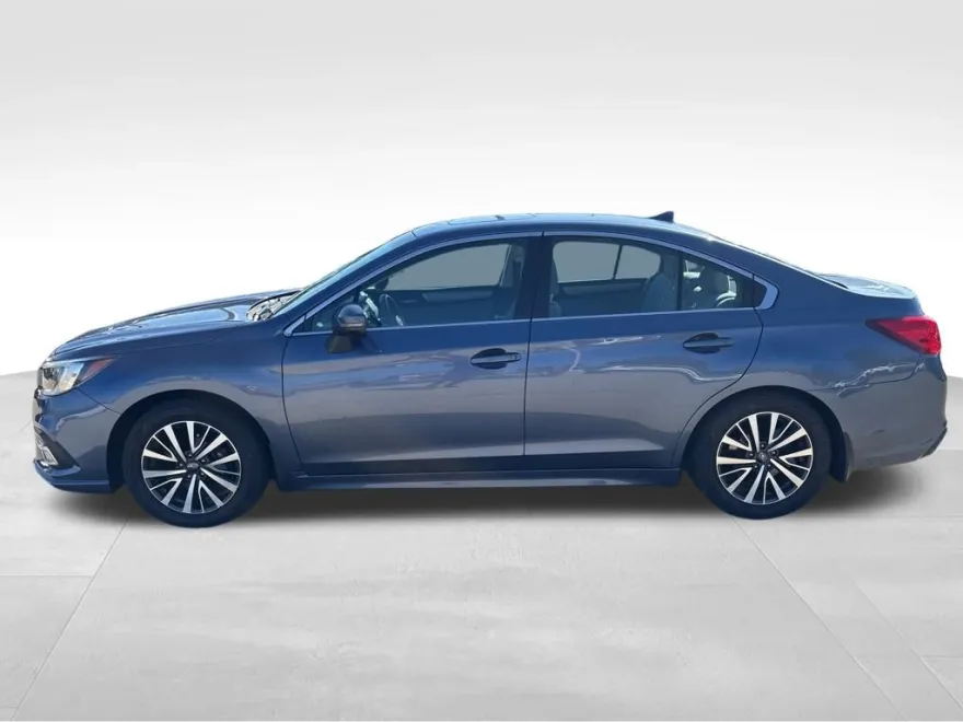 2018 Subaru Legacy 2.5i Premium photo 1