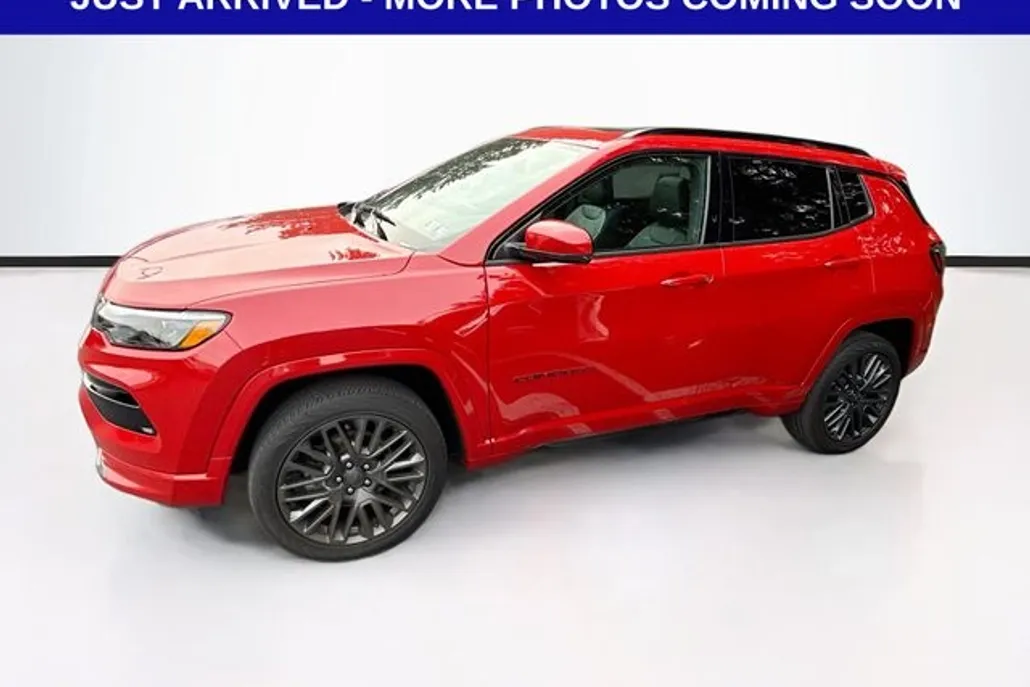 2022 Jeep Compass Limited photo 1