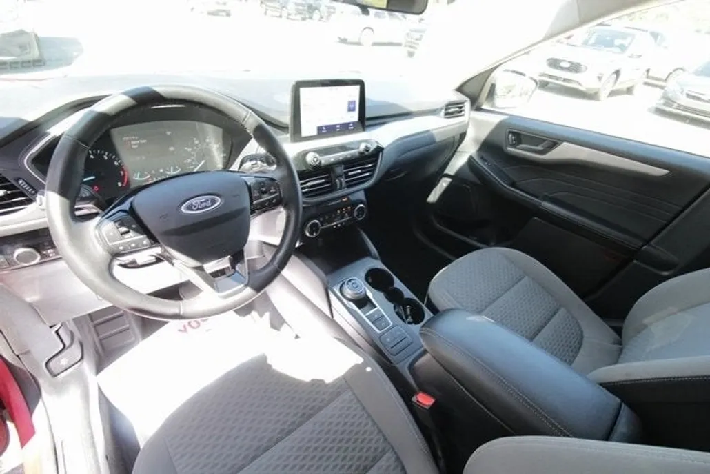 2022 Ford Escape SE photo 1