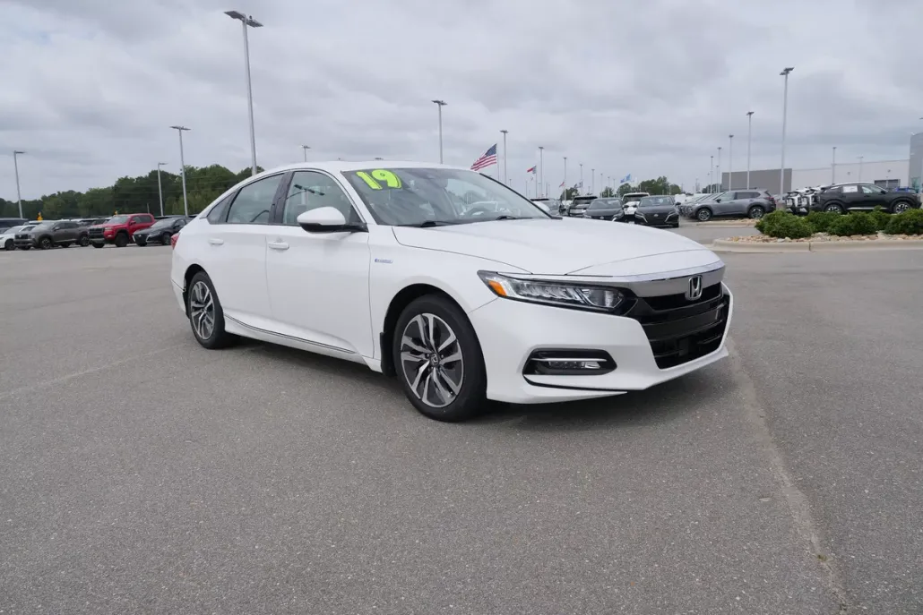 2019 Honda Accord Hybrid EX-L photo 1