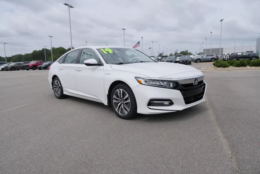 2019 Honda Accord Hybrid EX-L photo 1