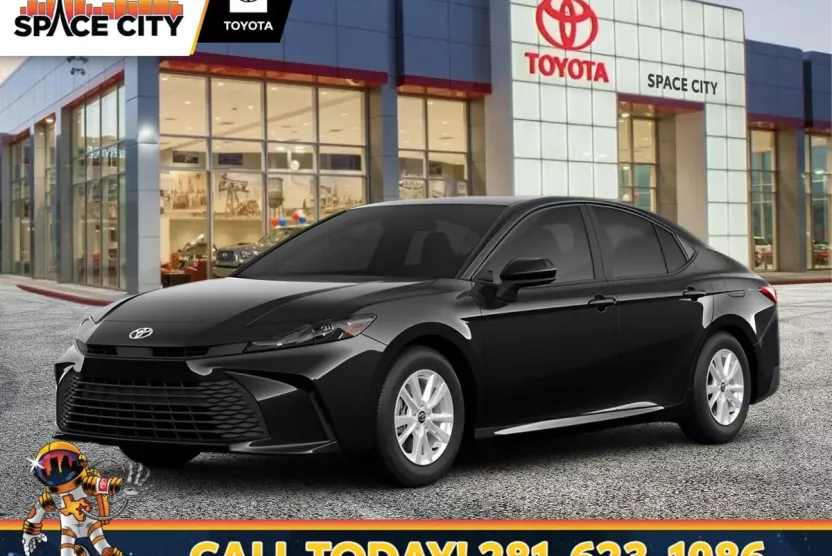 2026 Toyota Camry LE photo 1