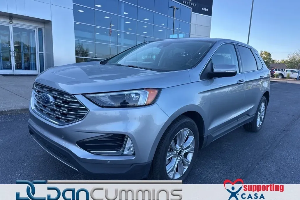 2024 Ford Edge Titanium photo 1