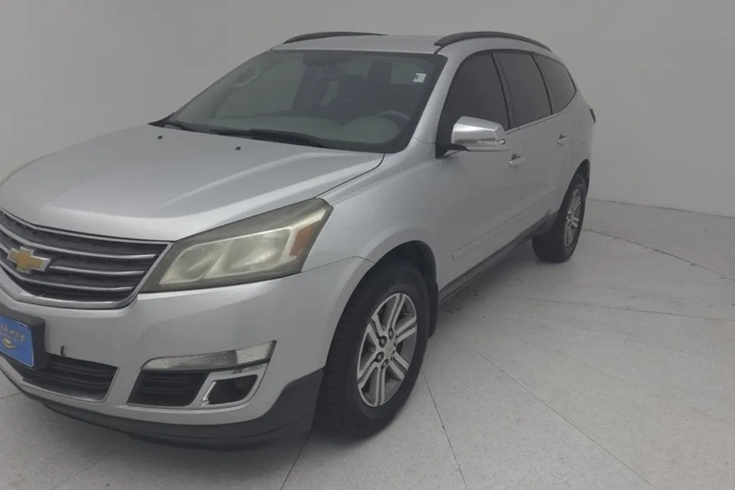 2016 Chevrolet Traverse 2LT photo 1