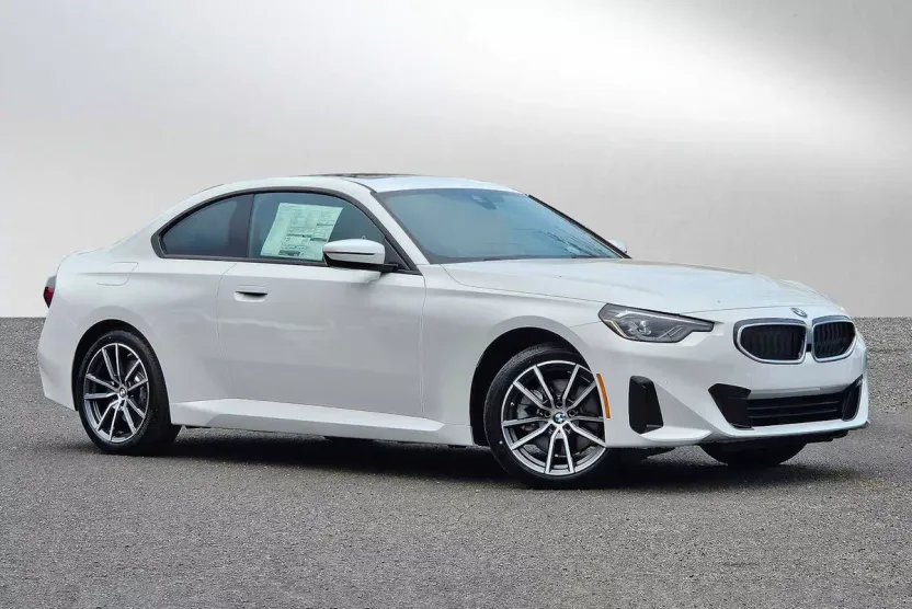 2025 Bmw 230i xDrive photo 1