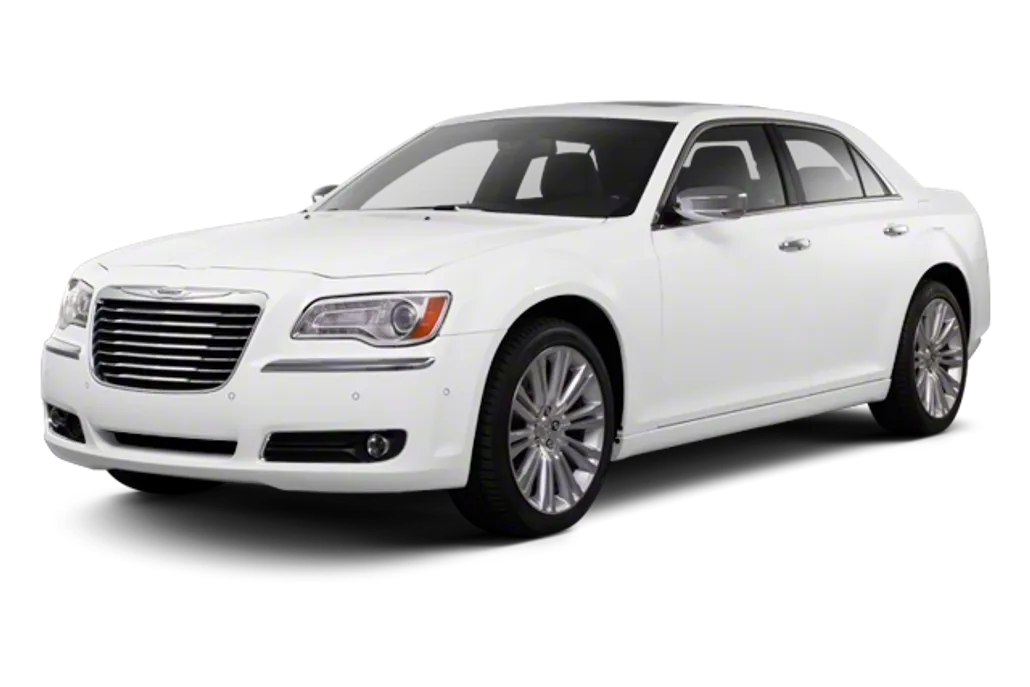 2013 Chrysler 300 C photo 1