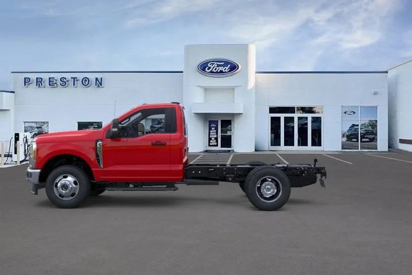 2026 Ford F-350 XL photo 1