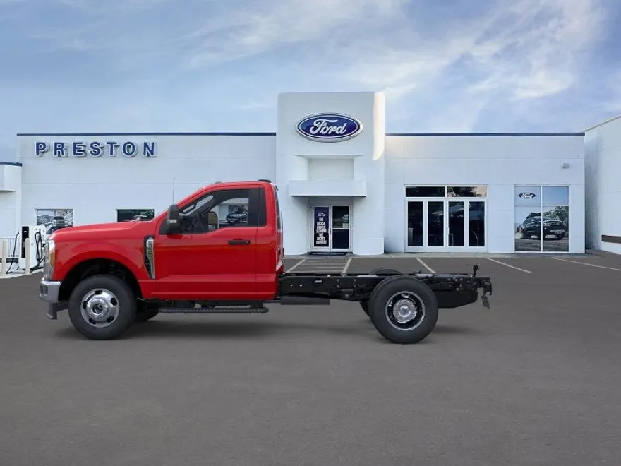 2026 Ford F-350 XL photo 1
