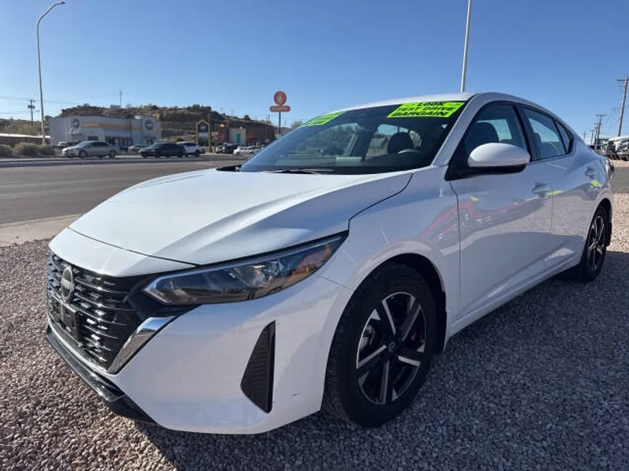 2024 Nissan Sentra SV photo 1