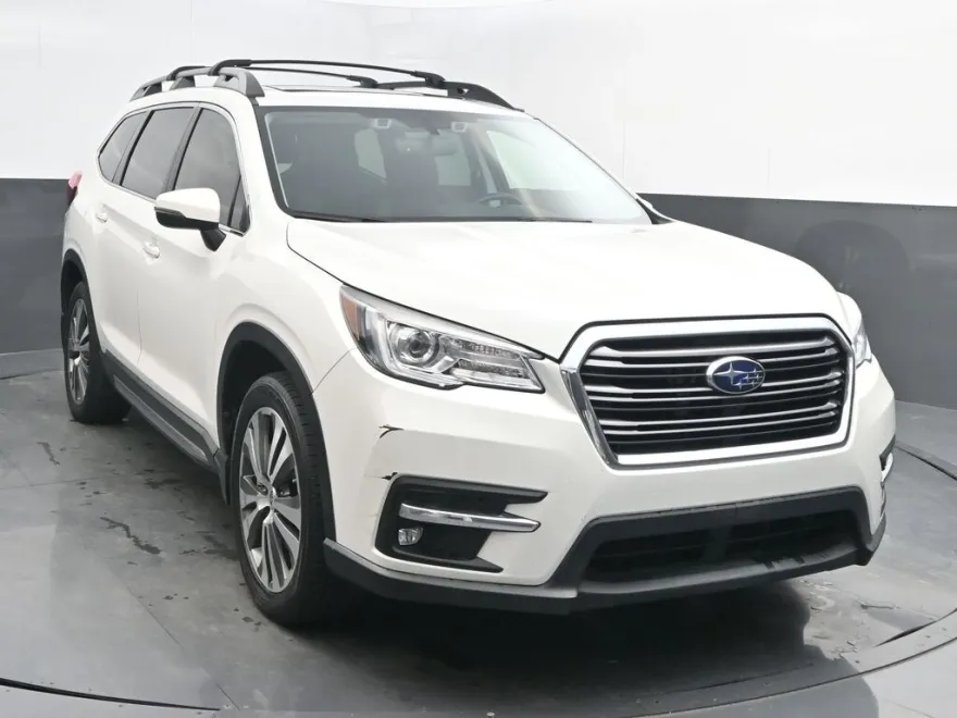 2019 Subaru Ascent Limited photo 1