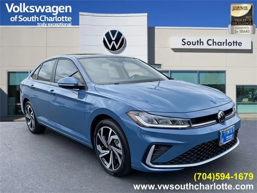 2025 Volkswagen Jetta SEL photo 1
