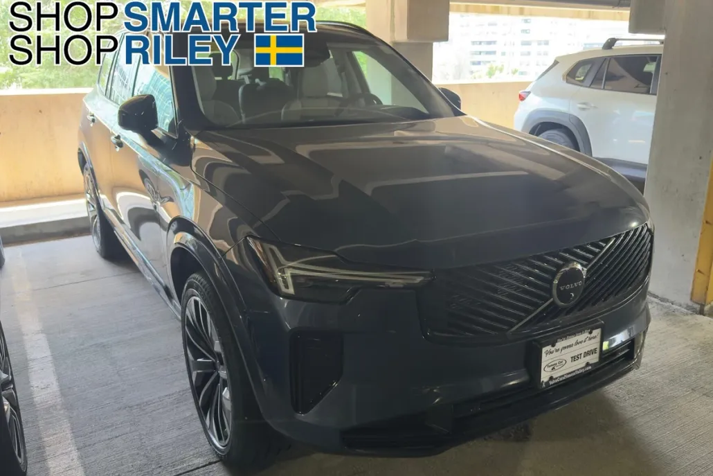 2026 Volvo XC90 photo 1