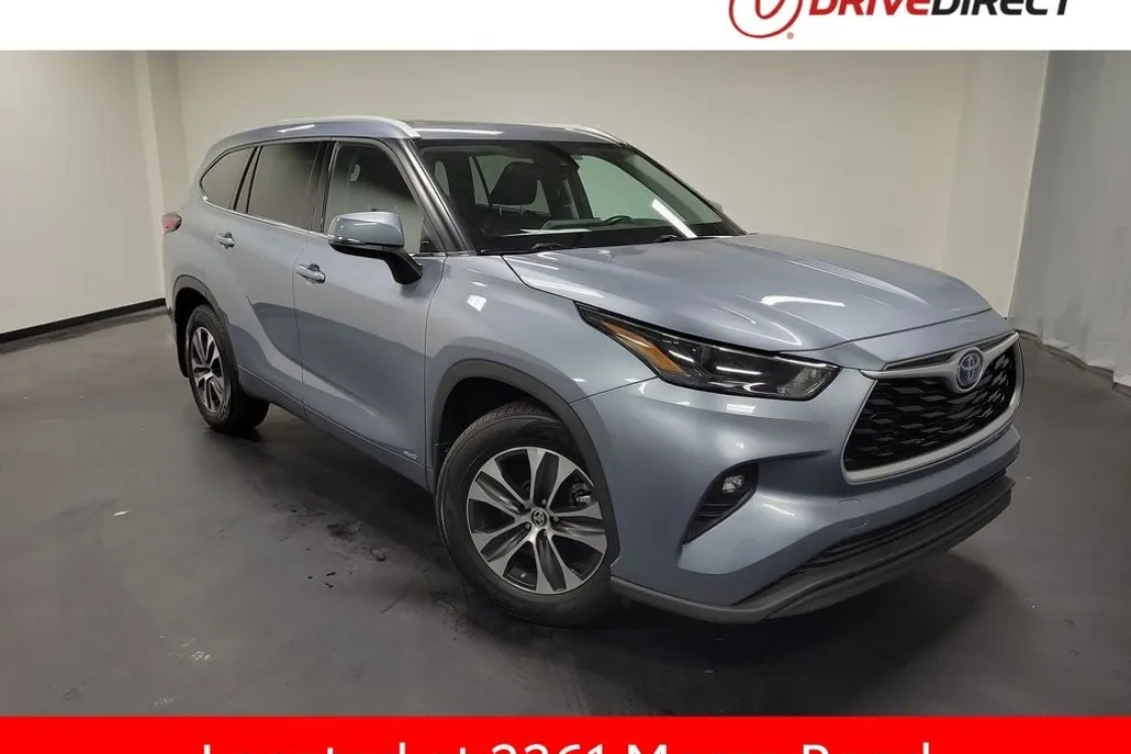 2022 Toyota Highlander Hybrid XLE photo 1