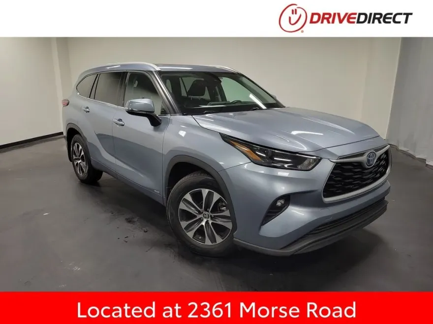 2022 Toyota Highlander Hybrid XLE photo 1