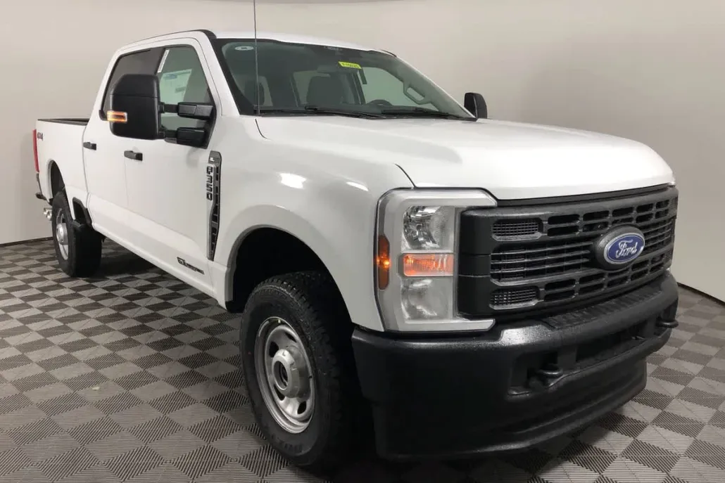 2025 Ford F-350 XL photo 1