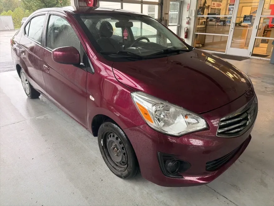 2018 Mitsubishi Mirage G4 ES photo 1