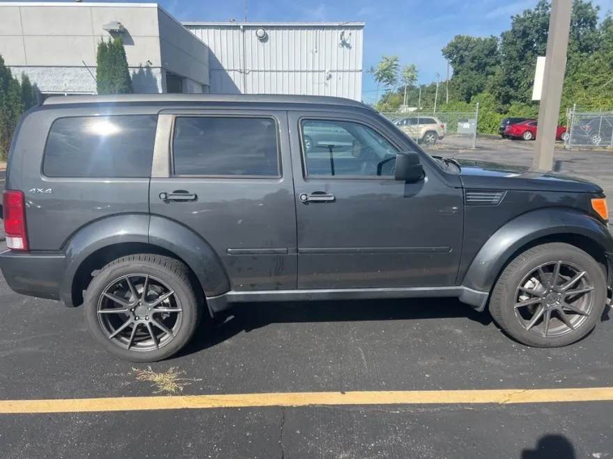 2011 Dodge Nitro Heat photo 1