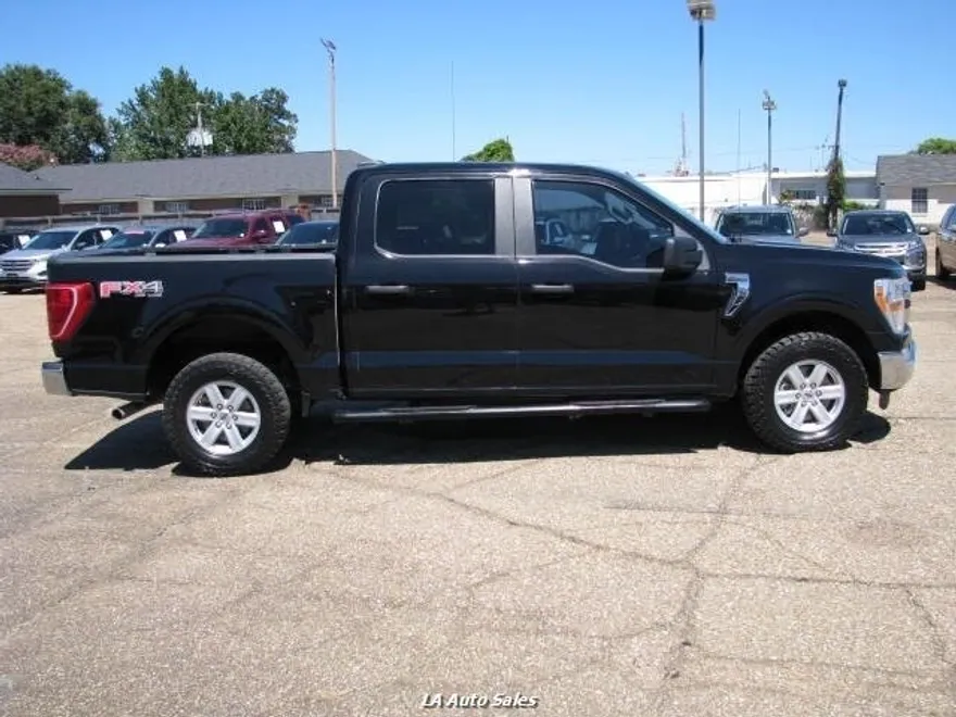 2021 Ford F-150 XLT photo 1