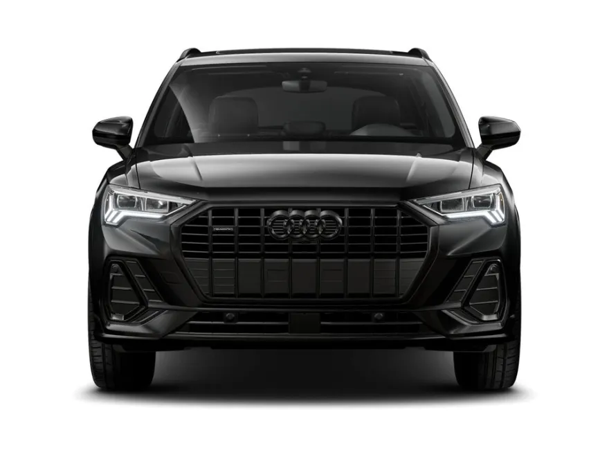 2025 Audi Q3 45 TFSI S line Premium Plus photo 3