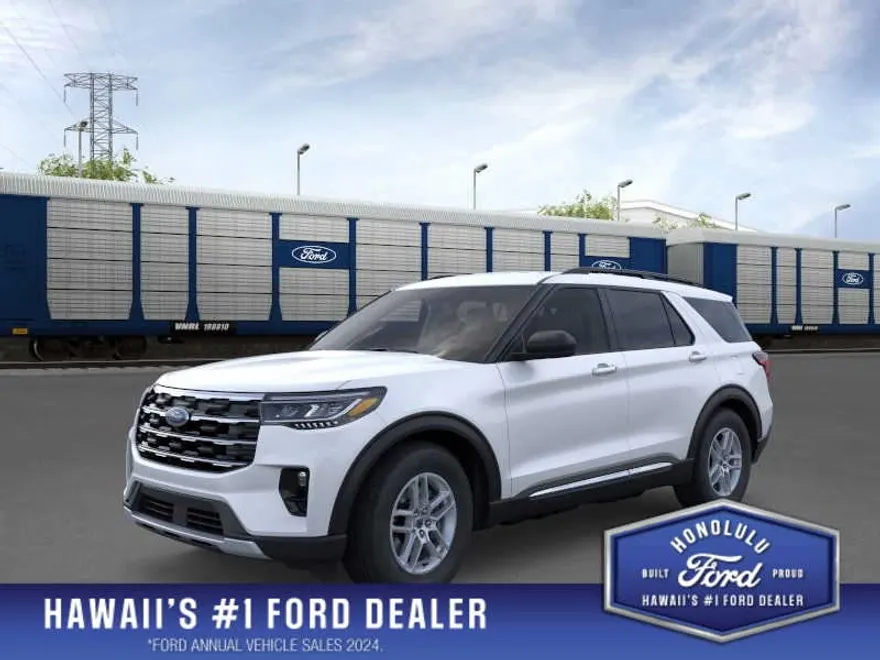 2025 Ford Explorer photo 1