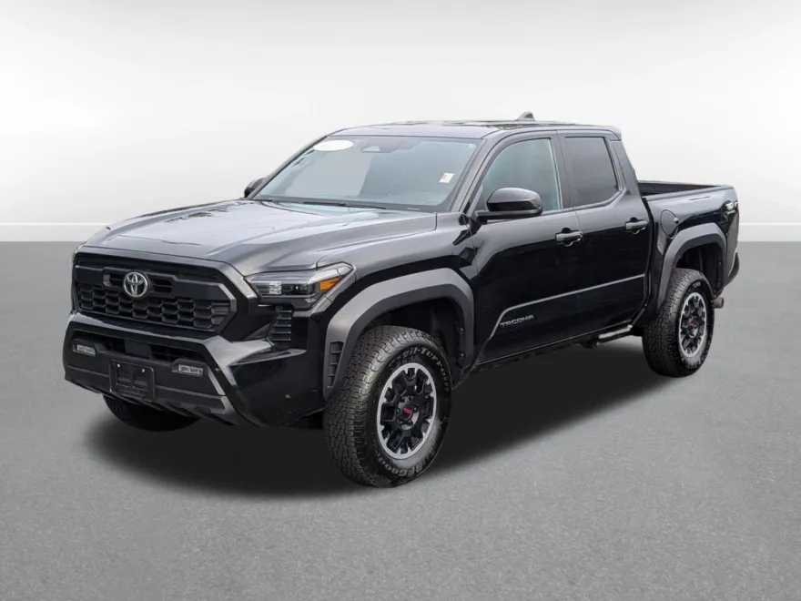 2024 Toyota Tacoma TRD Off-Road photo 1