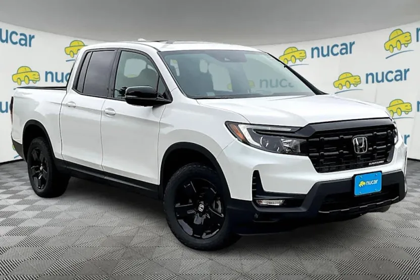 2025 Honda Ridgeline Black Edition photo 1
