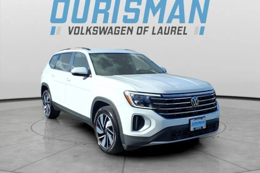 2024 Volkswagen Atlas SE Technology photo 1