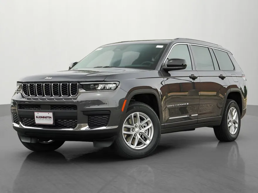 2025 Jeep Grand Cherokee Laredo X photo 1