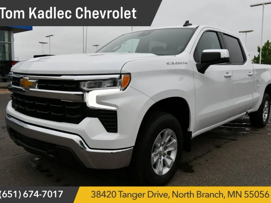 2023 Chevrolet Silverado 1500 LT photo 1