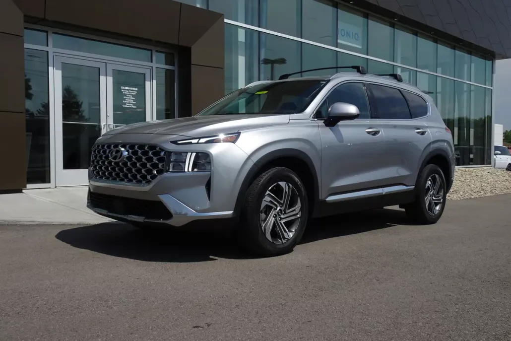2022 Hyundai Santa Fe SEL photo 1