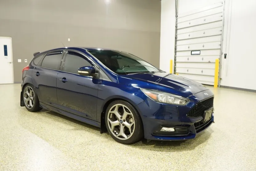 2016 Ford Focus ST photo 1